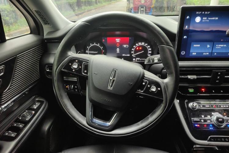 Used Lincoln Corsair 2021 2.0T Two-Wheel Drive Deluxe Edition
