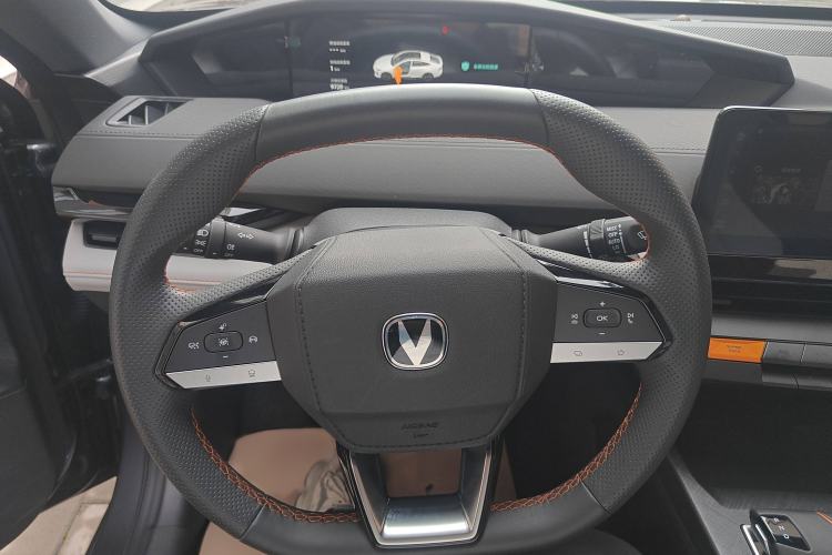 Used Changan UNI-V iDD 2024 Blue Whale Smart Electric iDD 136km Luxury Model