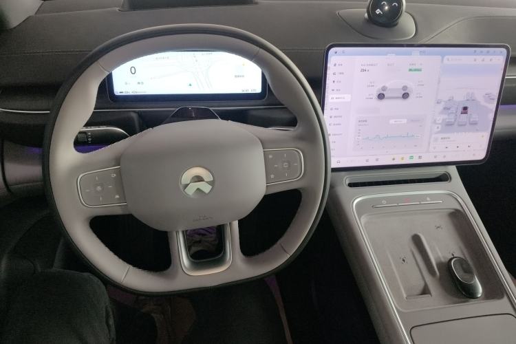 Used Nio EC6 2025 75 kWh
