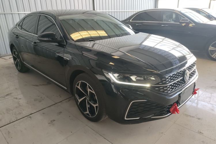 Used Volkswagen Passat 2024 380TSI Starry Dragon Edition Exterior 1