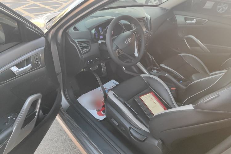 Used Hyundai Veloster 2012 1.6T Automatic Luxury Edition