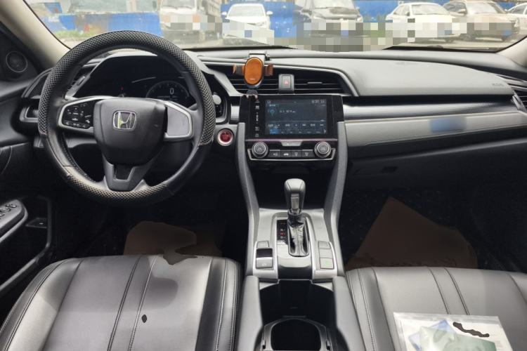 Used Honda Civic 2019 180TURBO CVT Shangdong Edition China VI Center Console