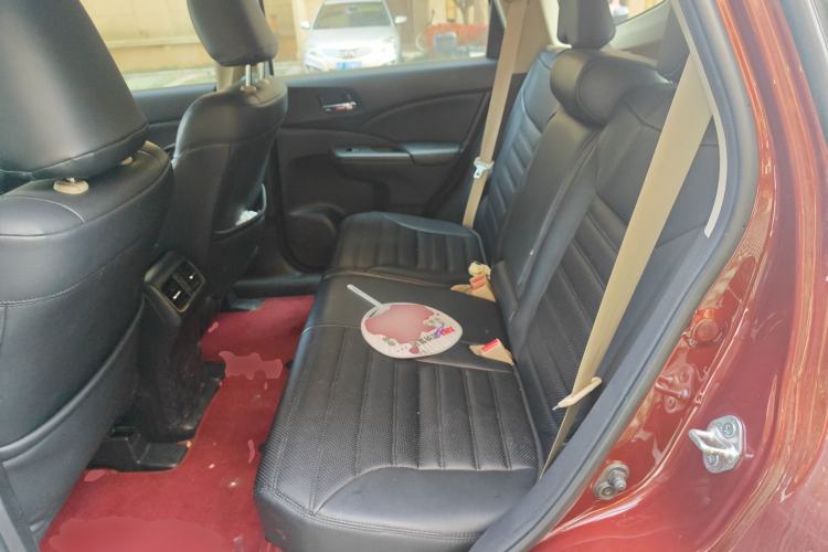 Used Honda CR-V 2016 2.0L two-wheel drive Urban Edition Left Rear Seat