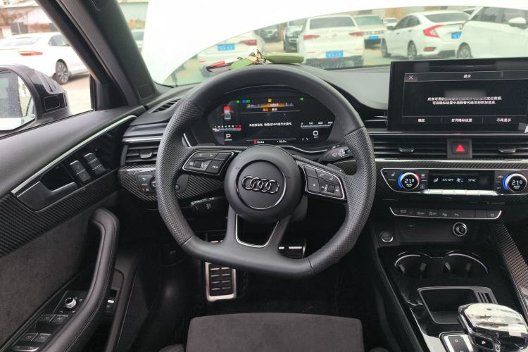 Used Audi A4L 2024 45 TFSI quattro Prestige Dynamic Edition
