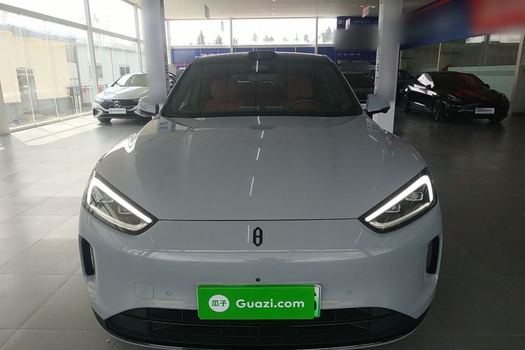 Used Hima AITO M5 2025 Extended-Range Ultra All-Wheel-Drive Version Front