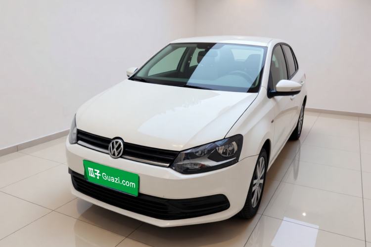 Used Volkswagen Polo 2014 1.4L Manual Fashion Edition