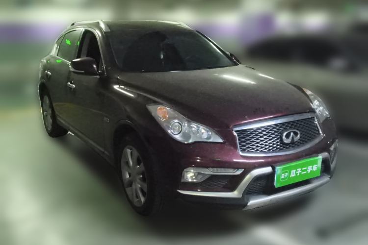 Used Infiniti QX50 2015 2.5L Enjoyment Edition Front Right 45 Deg