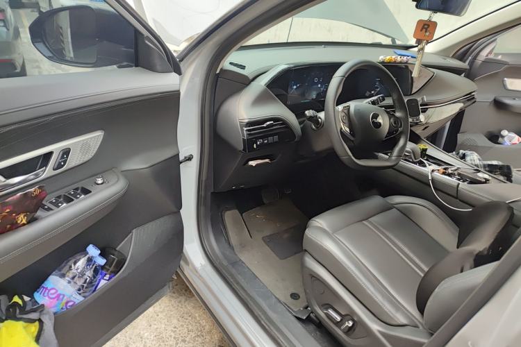 Used Dongfeng Aeolus Huge 2022 Mach Dual-Motor 1.5T MHD Dare-to-Dream Edition Driver Seat