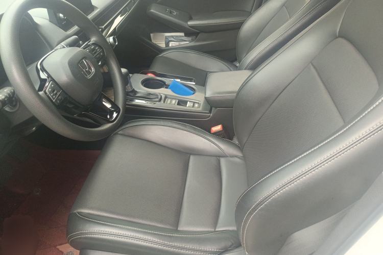 Used Honda Civic 2022 240TURBO CVT Dynamic Edition Left Front Seat