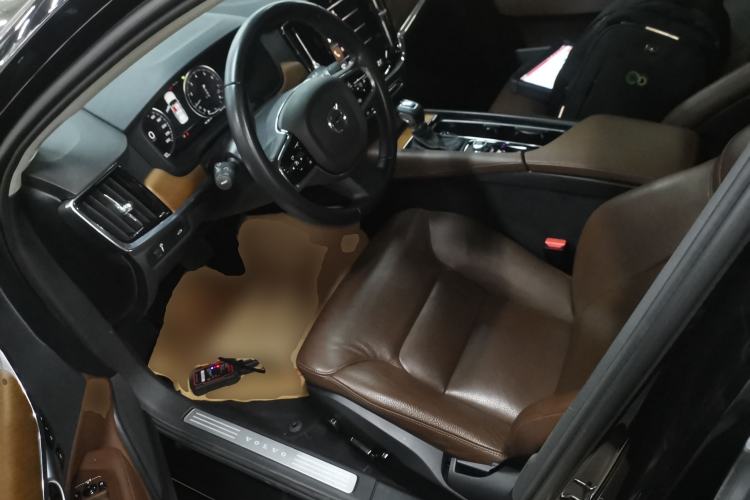 Used Volvo S90 2020 T5 Zhiyi Luxury Edition