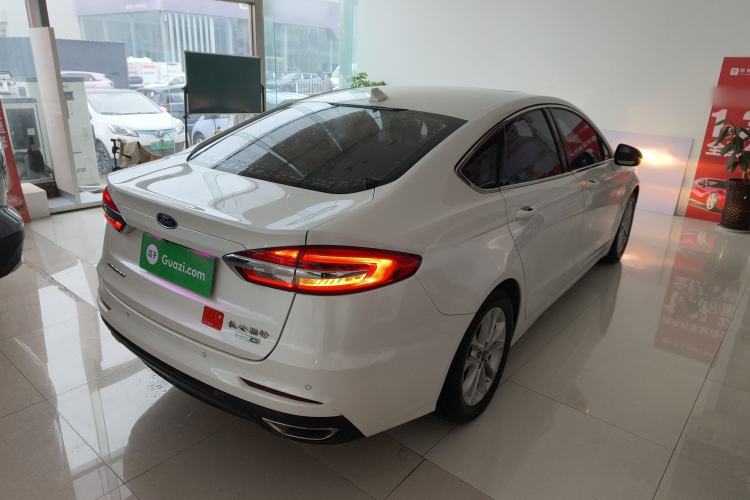 Used Ford Mondeo 2020 EcoBoost 180 Stylish Model Rear Right 45 Deg