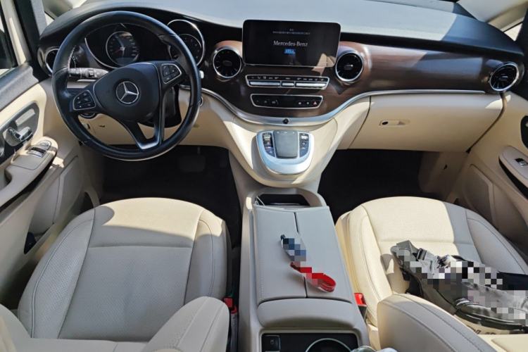 Used Mercedes-Benz V-Class 2020 V 260 Avantgarde Edition
