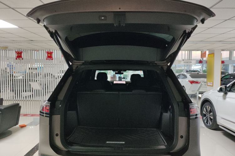 Used Volkswagen Teramont 2025 Tiguan Pro 450TSI Four-Wheel Drive Summit Edition Trunk