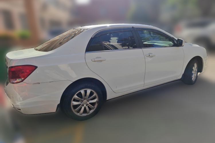 Used BYD Surui 2012 1.5TID Automatic Luxury Version
