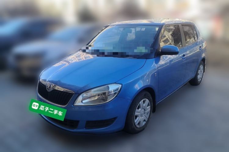 Used Skoda Fabia 2014 1.4L Automatic Crystal Edition