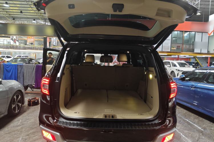 Used Ford Everest 2016 2.0T Gasoline Automatic 4x4 Flagship Edition
