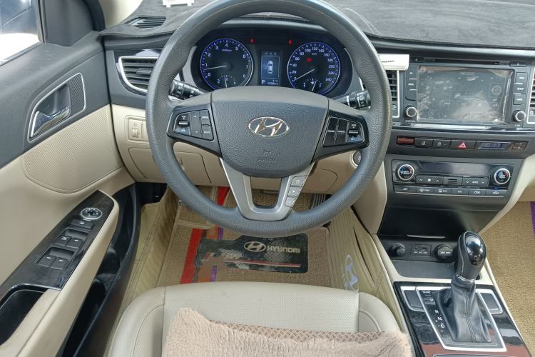 Used Hyundai Mistra 2014 1.8L Automatic Smart GLS Steering Wheel