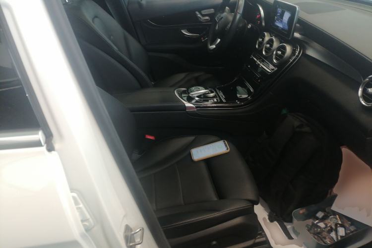 Used Mercedes-Benz GLC 2017 GLC 260 4MATIC Luxury Model
