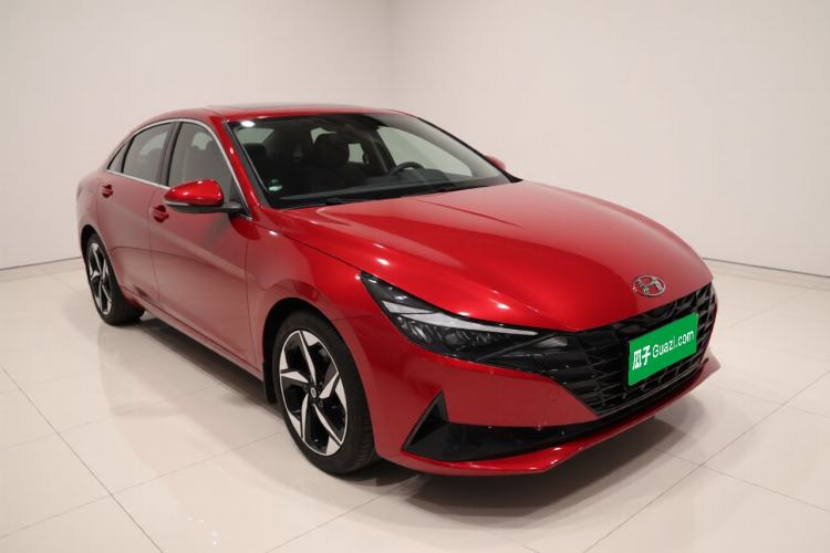 Used Hyundai Elantra 2021 1.5L CVT LUX Prestige Edition
