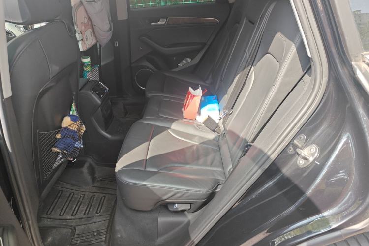 Used Audi Q5 2013 40 TFSI Comfort Edition Left Rear Seat