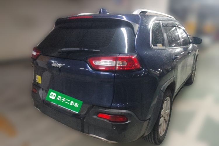 Used Jeep Cherokee 2016 2.4L Superior Edition