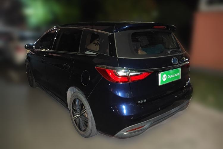 Used BYD Song MAX New Energy 2019 DM 1.5T Smart Connect Advanced 7-Seater China VI Standard
