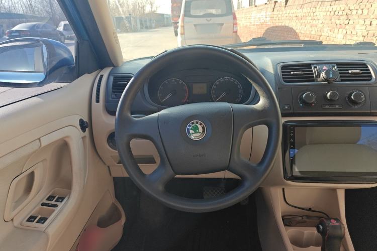 Used Skoda Fabia 2011 1.4L Automatic Crystal Edition