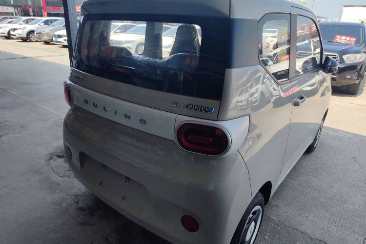Used Wuling Hongguang MINIEV 2024 3rd Generation 215km Youth Edition