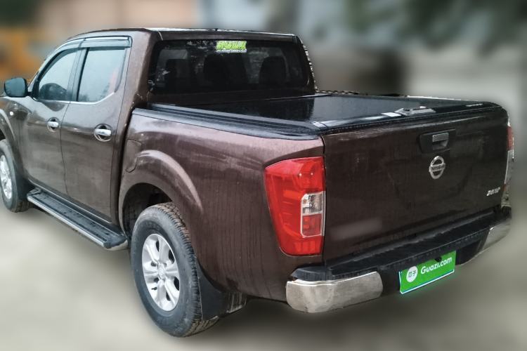 Used Nissan Navara 2017 2.5L Automatic 2WD Luxury Edition QR25