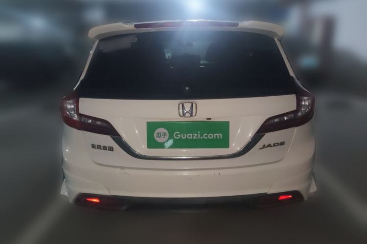 Used Honda Jade 2013 1.8L automatic Comfort version 5 seats
