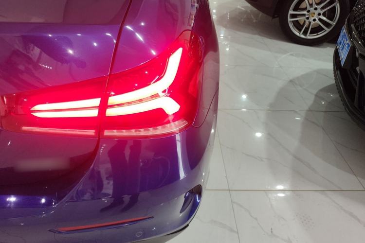 Used Mercedes-Benz A-Class 2020 Restyled A 200 L Sport Sedan Fashion Version Exterior 3