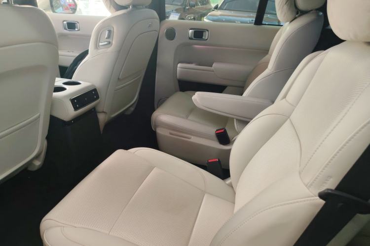 Used Li Auto L8 2024 Ultra Model
