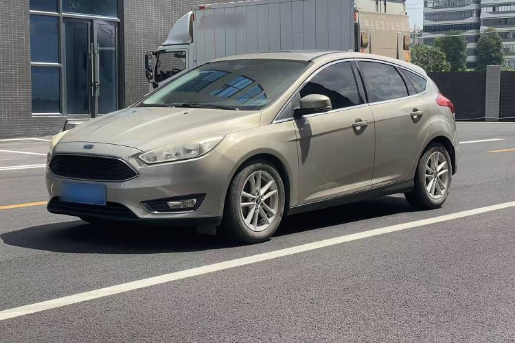 Used Ford Focus 2017 Hatchback EcoBoost 125 Automatic - Ultra-Powerful Style Edition with Smart Drive Features