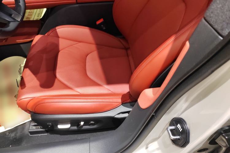 Used Xiaomi Auto SU7 2024 Rear-Drive Ultra-Long Range Advanced Pro-Level Intelligent Driving Version
