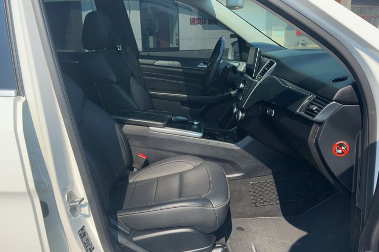 Used Mercedes-Benz M-Class 2015 ML 320 4MATIC