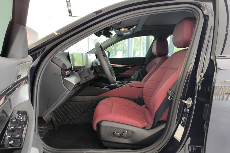 Used BMW 5 Series 2025 530Li Leading Model M Sport Package