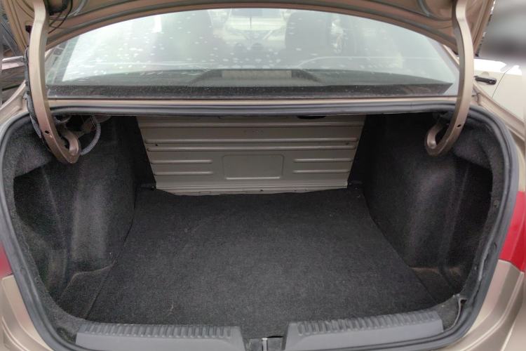 Used Volkswagen Jetta 2013 1.6L Automatic Comfort Model Trunk