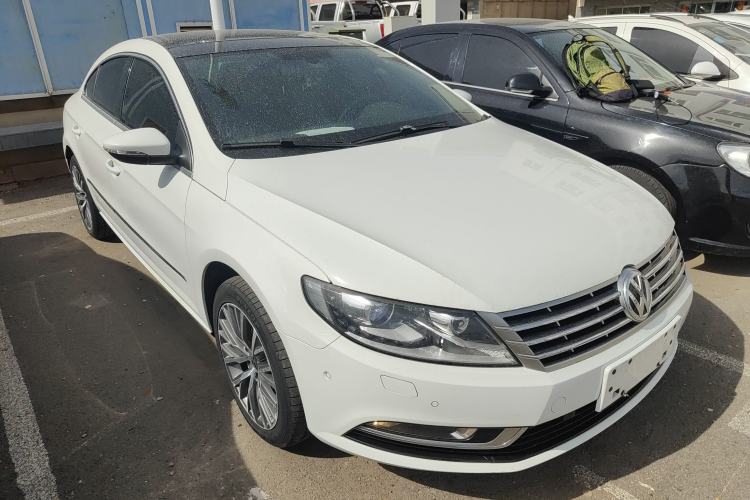 Used Volkswagen FAW-Volkswagen CC 2016 2.0 TSI Luxury Model Front Right 45 Deg