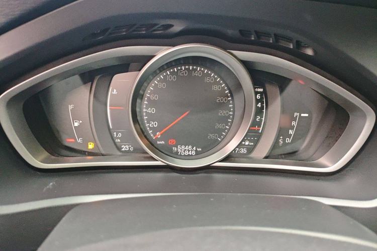 Used Volvo V40 2019 T3 Zhiyi Edition