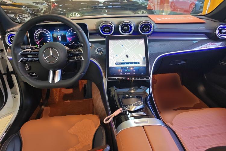 Used Mercedes-Benz C-Class 2022 Restyled C 260 L Sport Edition Center Console