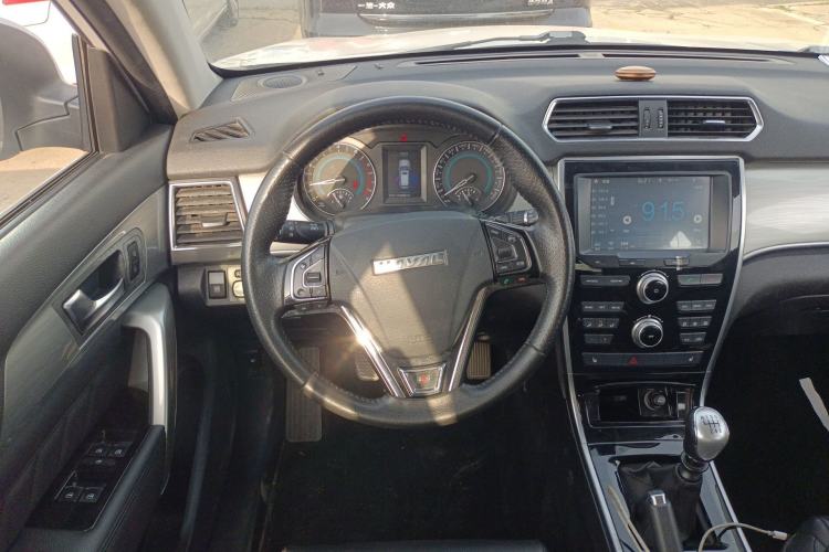 Used Haval H2 2016 Red Label 1.5T Manual Two-Wheel Drive Urban Edition Steering Wheel