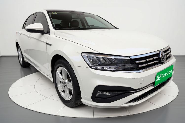 Used Volkswagen Lamando 2019 230TSI DSG Fashion Edition China V Standard
