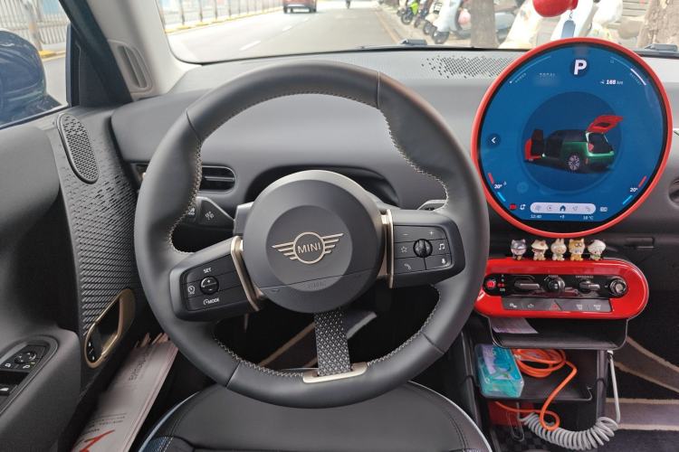 Used MINI Electric MINI COOPER 2025 456km COOPER E Classic Style
