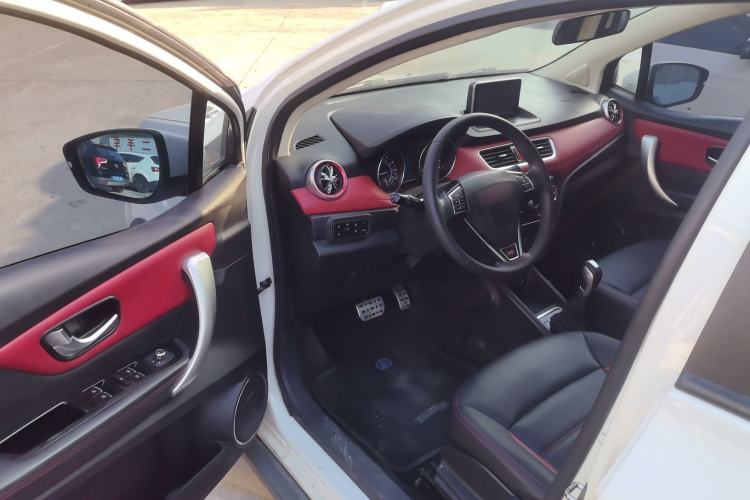 Used Haval H1 2015 1.5L AMT Luxury Model
