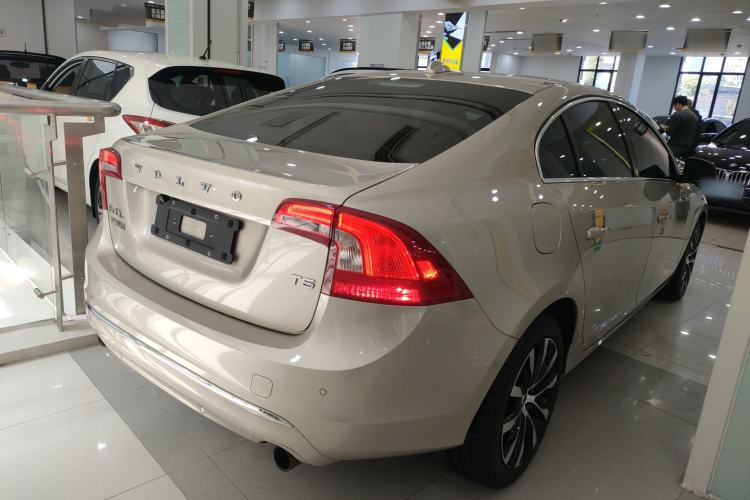 Used Volvo S60 2019 S60L Facelift T5 Intelligent Advanced Edition