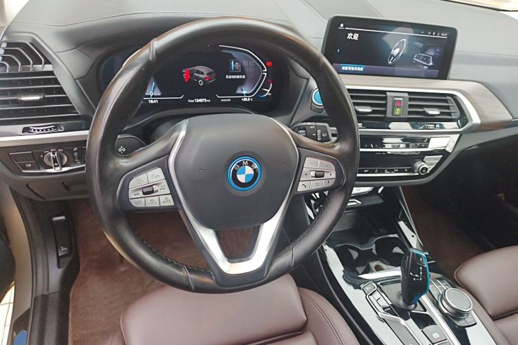 Used BMW iX3 2021 Leading Model Interior 5