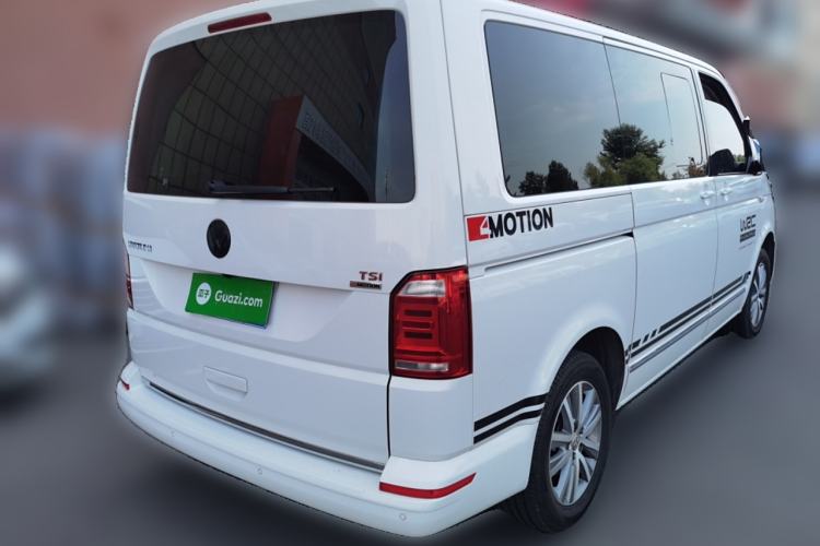 Used Volkswagen Multivan 2017 2.0 TSI 4x4 Explorer Edition 7-Seater
