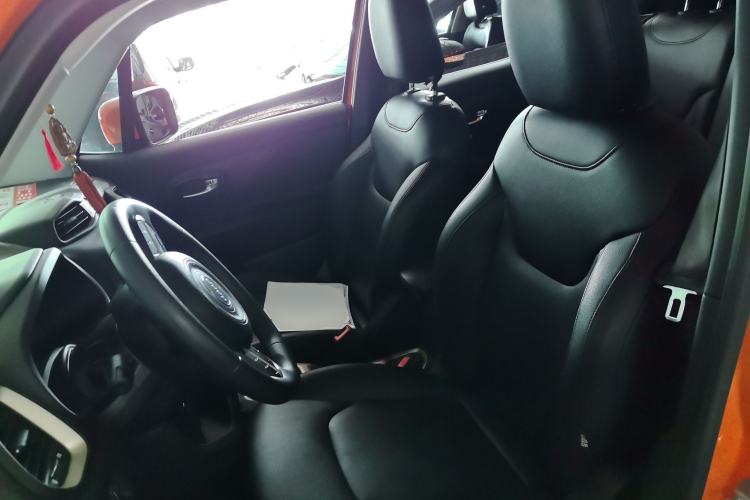 Used Jeep Renegade 2016 1.4T Automatic Jingneng Edition Left Front Seat