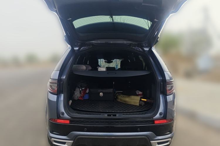 Used Land Rover Discovery Sport New Energy 2022 Facelifted P300e Plug-in Hybrid Electric Version Trunk