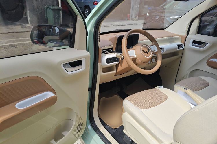 Used Wuling Hongguang MINIEV 2024 3rd Generation 215km Youth Edition